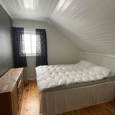 Myranhaugen, House In Reine Holiday home *