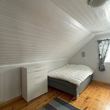 Myranhaugen, House In Reine Moskenes