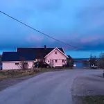 Myranhuset - Amazing View * 모스케네스